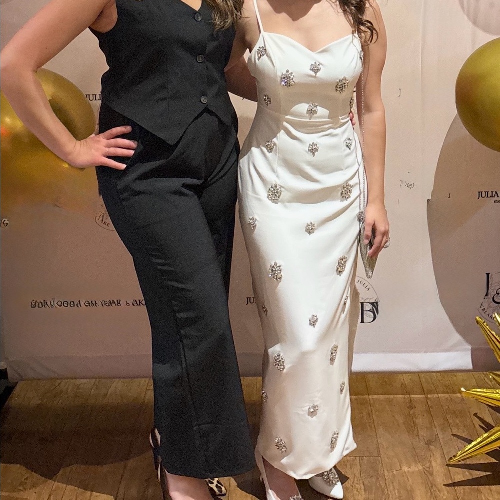 Embellished White Maxi/Midi Dress - Picture 4 of 5